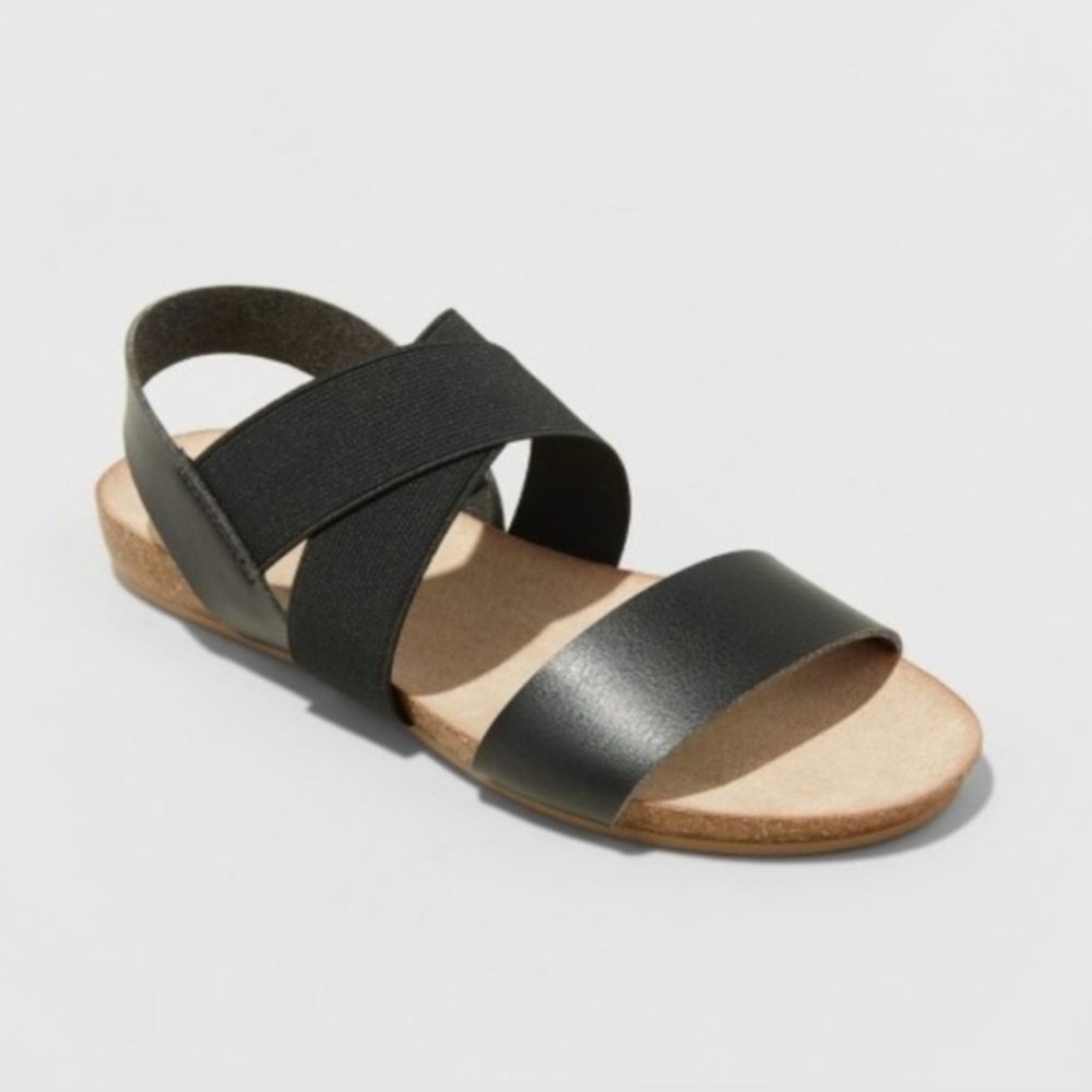 NWT Universal Thread Kerryn Sandals / Size 8 / Black Faux Leather
